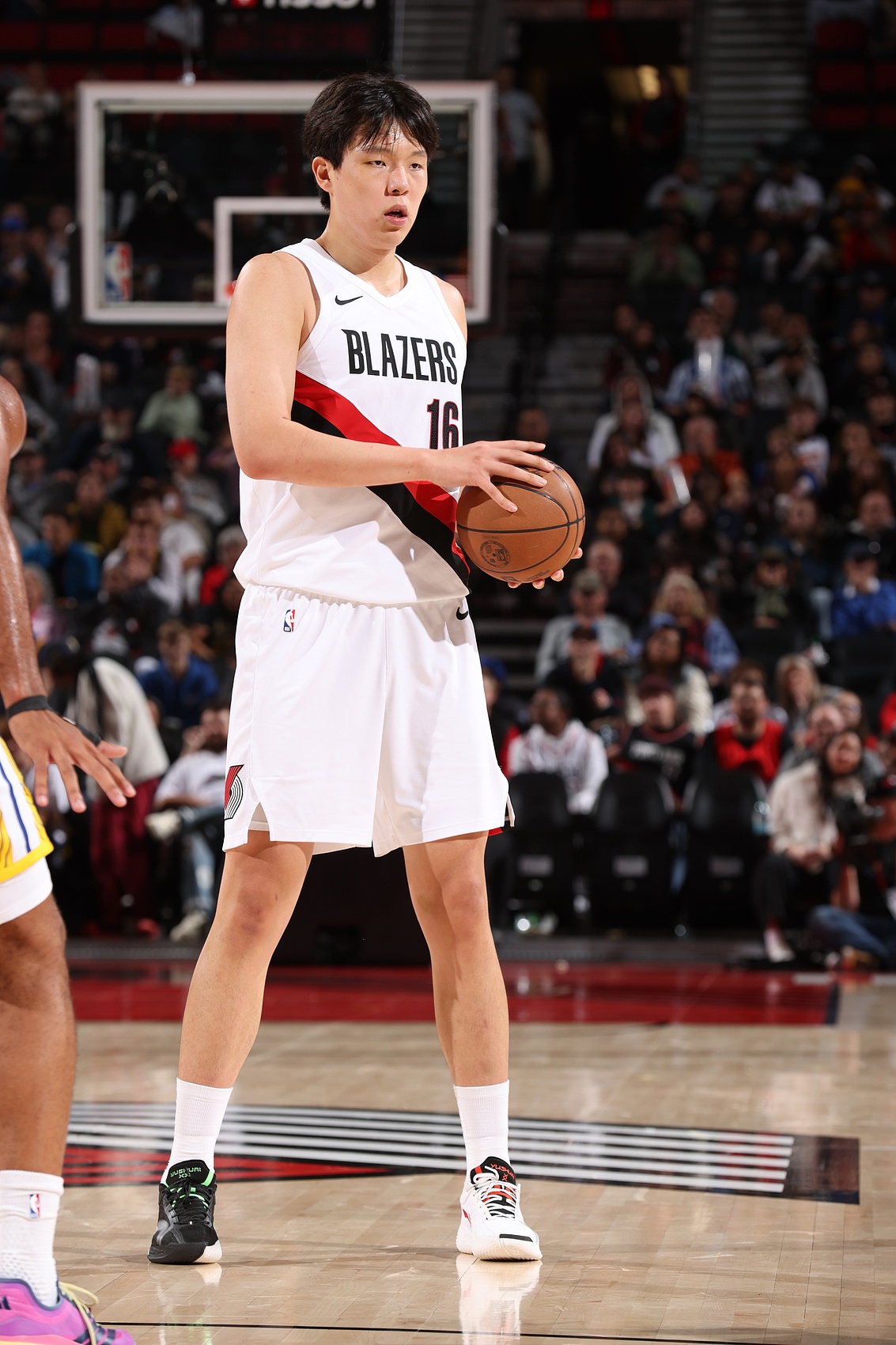 拓媒:球队今天有意重视杨瀚森 希望他打出来以后做筹码换字母?